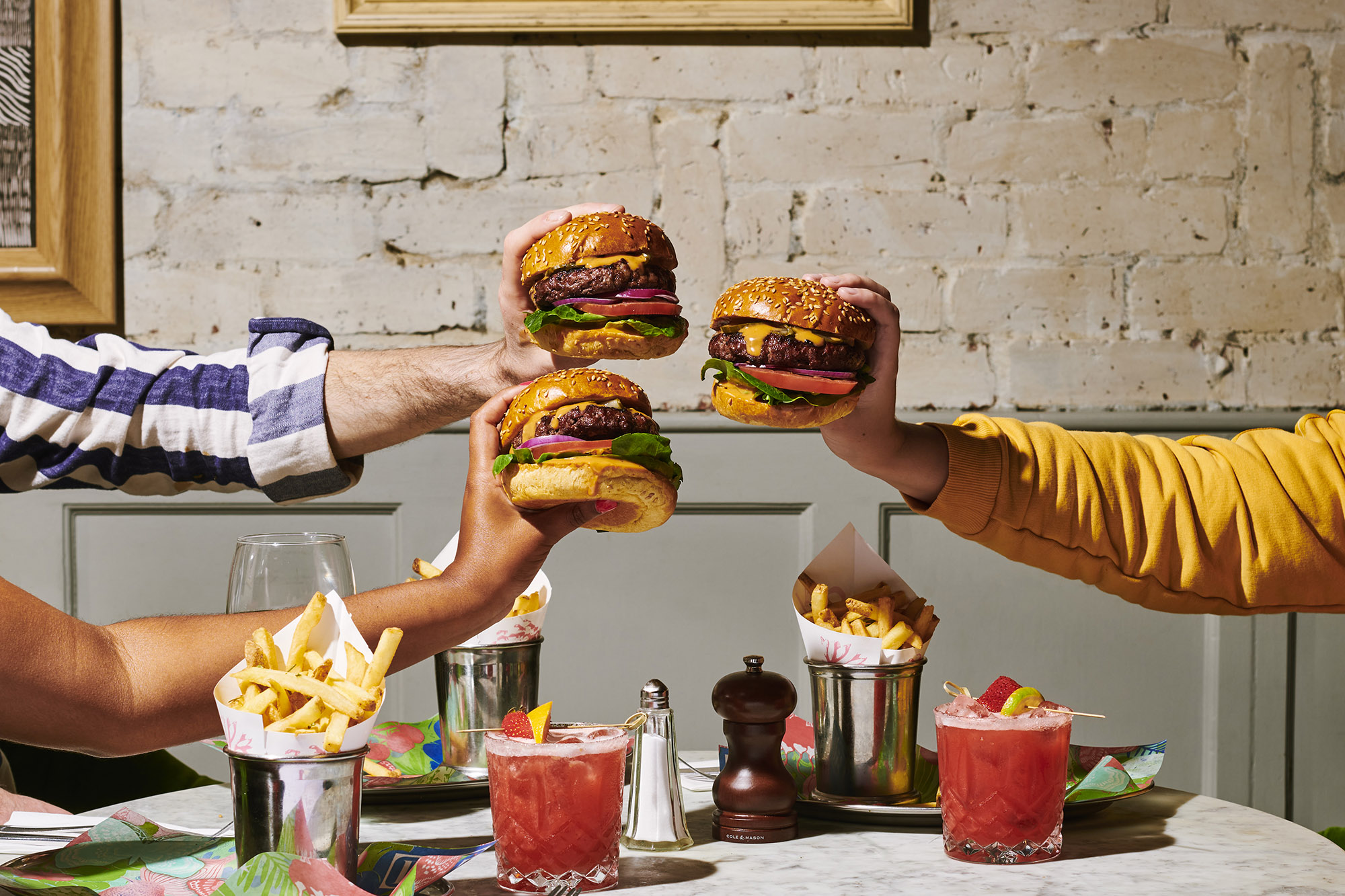 10_Burger-Trio_7027_edit 10_Burger-Trio_7027_edit