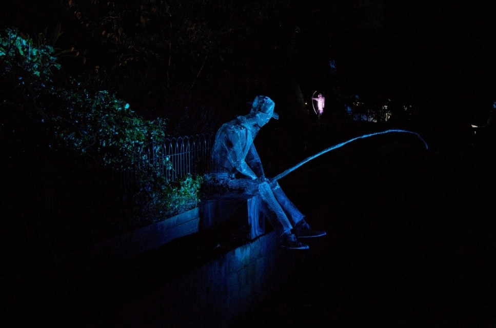 Webpage: Image on Left - 1